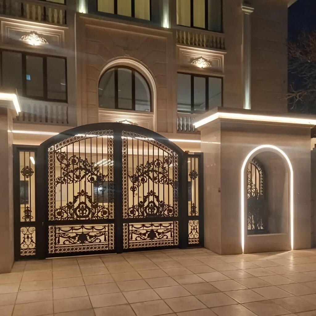 درب پارکینگ حیاط فرفورژه در اشتهارد