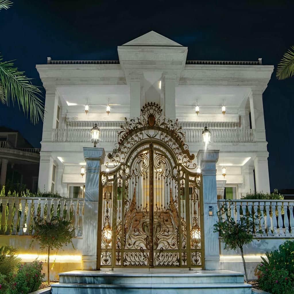 نصب درب حیاط فرفورژه فلزی ساده در استان خوزستان