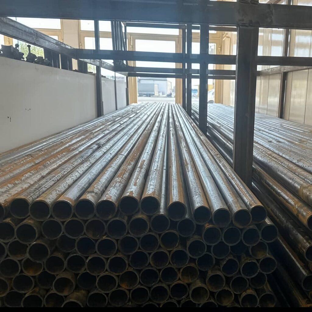 لوله داربست برای نمای مدرن و کلاسیک