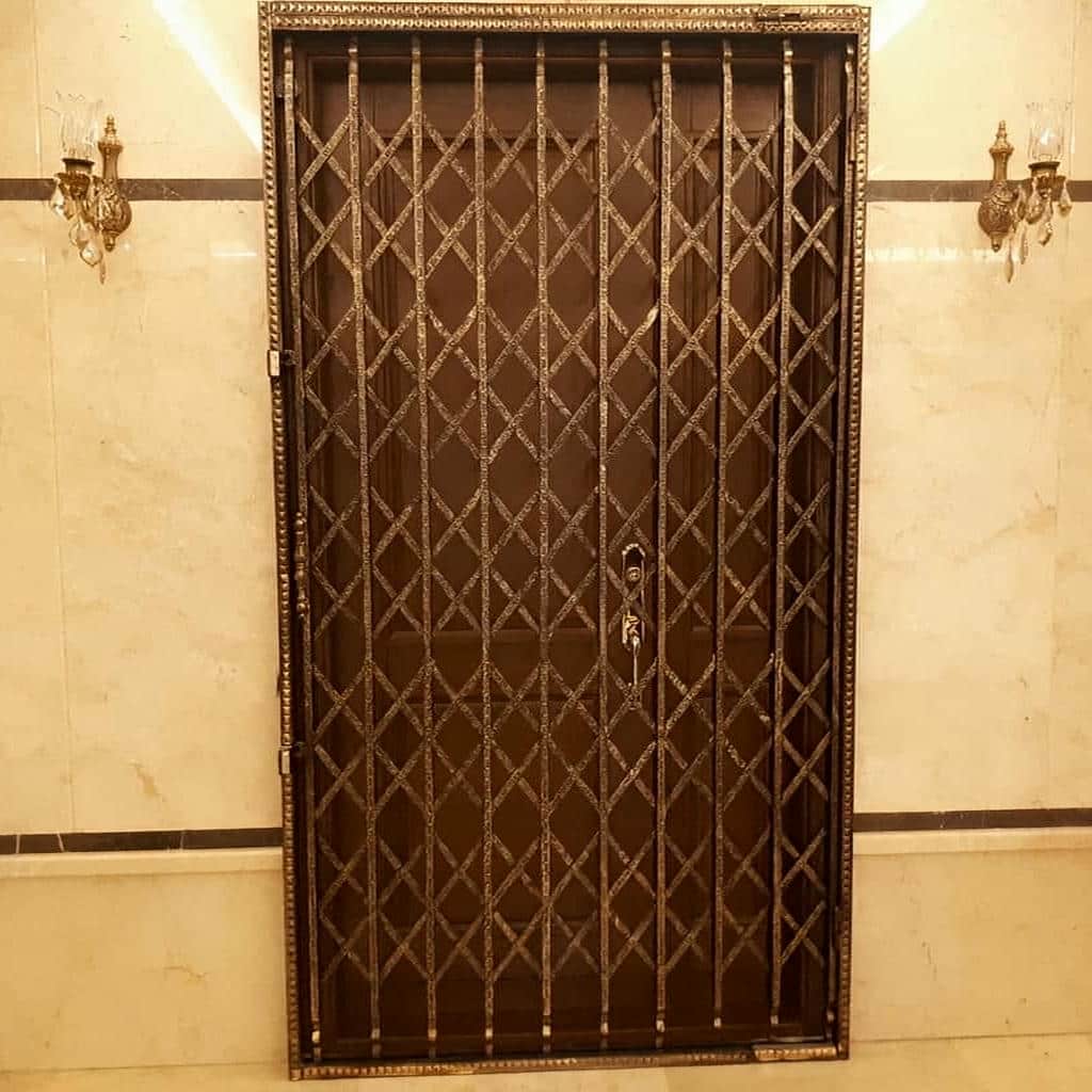 طرح تسمه پهن درب آکاردئونی پنج گل دوبل