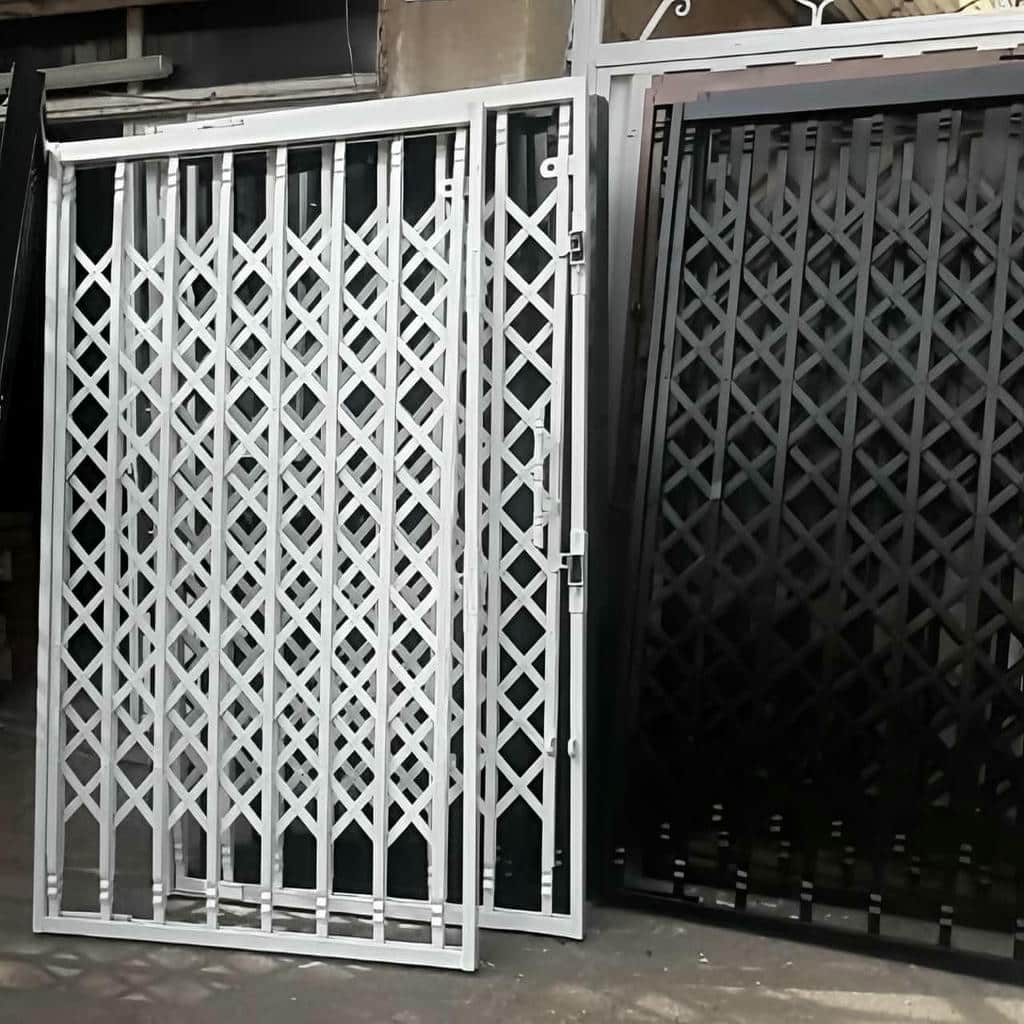 13 طرح حفاظ آکاردئونی کم جا راهرو