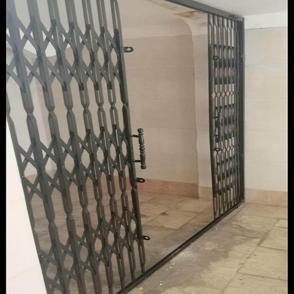 تولید درب آکاردئونی طلایی سلطنتی مدل پنج گل
