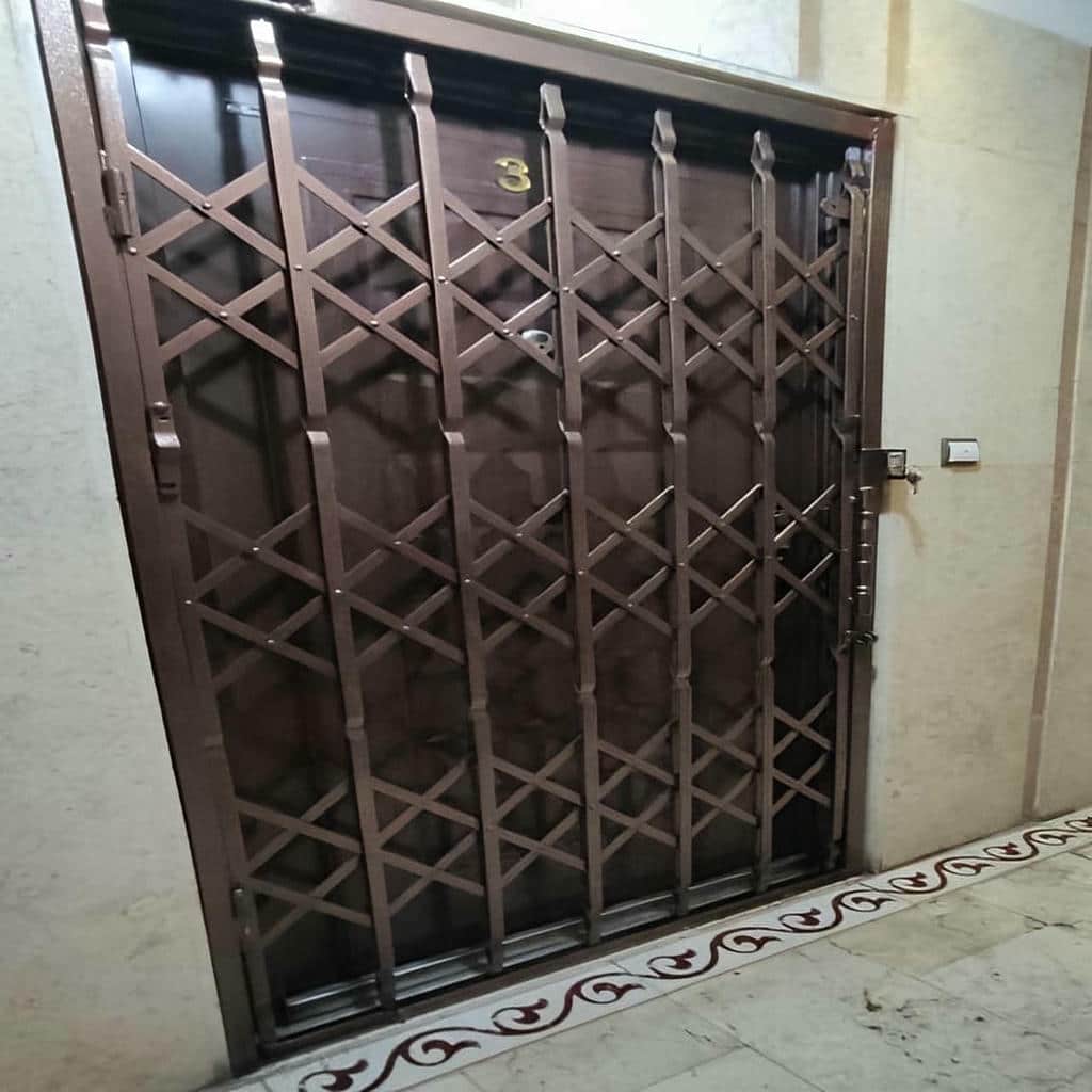 خرید حفاظ آکاردئونی ورودی مجتمع
