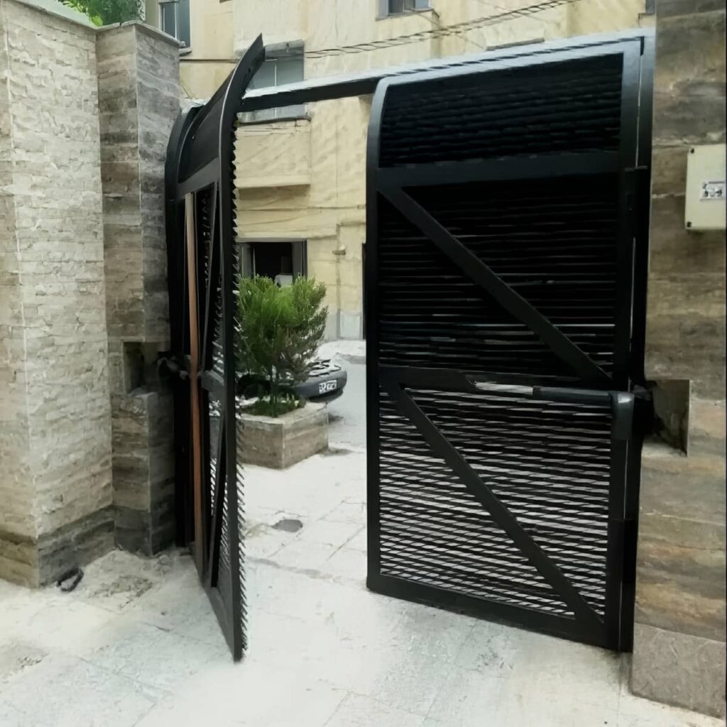 خدمات جک پارکینگ ایرانی بازویی با تابلو فرمان