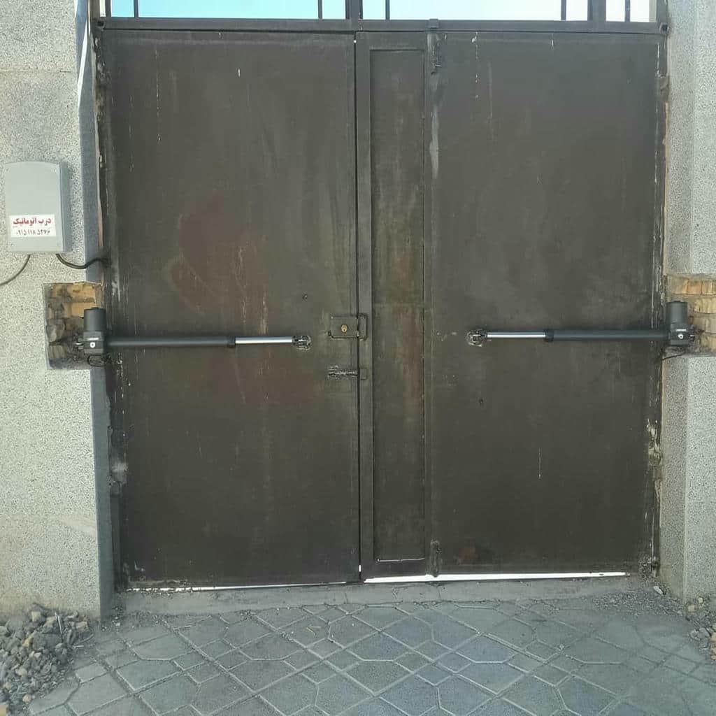 تعمیر درب برقی ویلایی دو لنگه و گیربکس