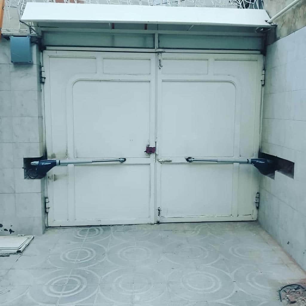 جک تک لنگه نفررو با بدنه باریک و مرتب