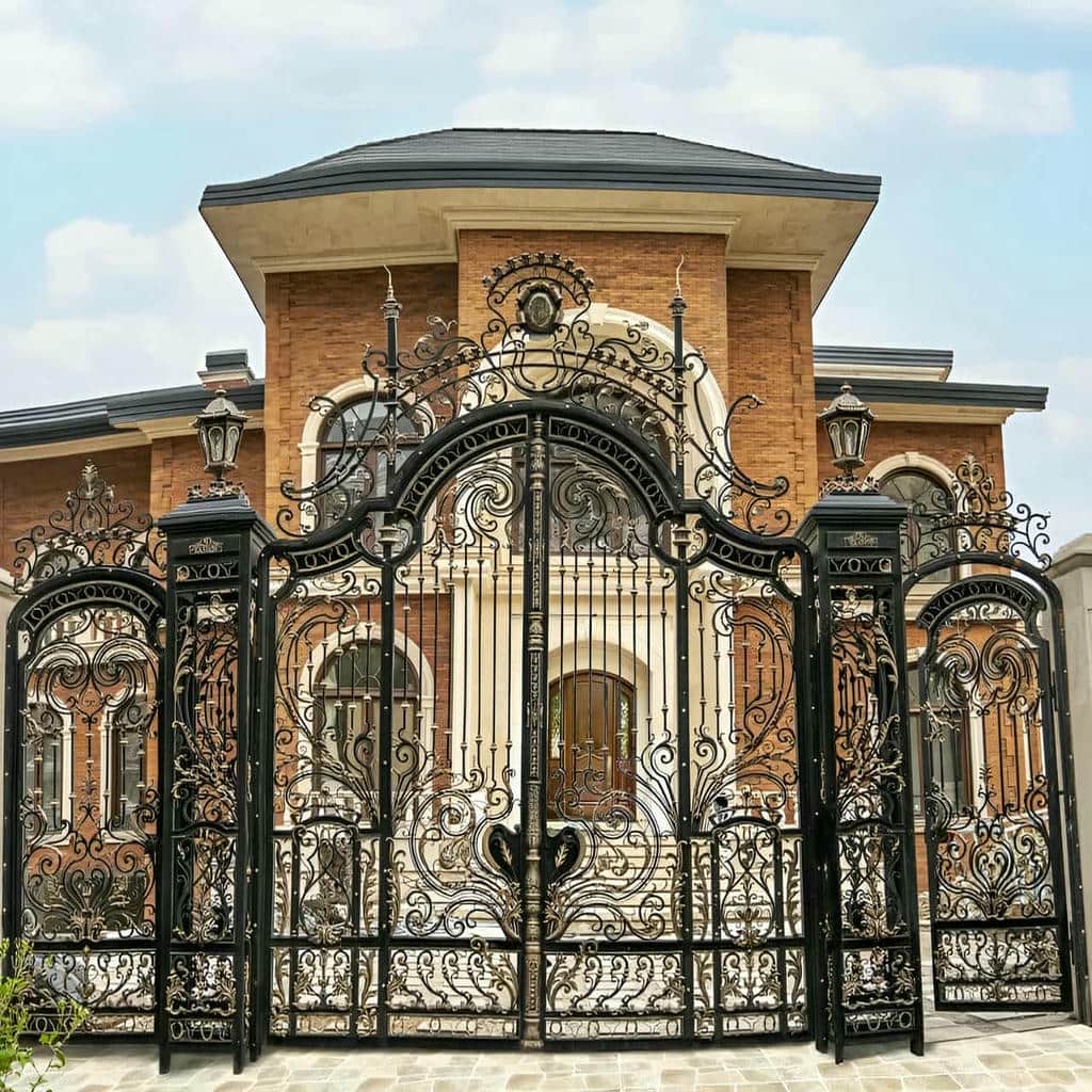 11 نمونه درب ویلایی برش لیزری طرح هندسی