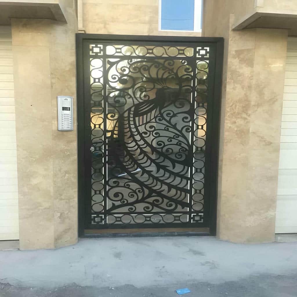 سفارش درب حیاط ویلایی قوسی نیم دایره