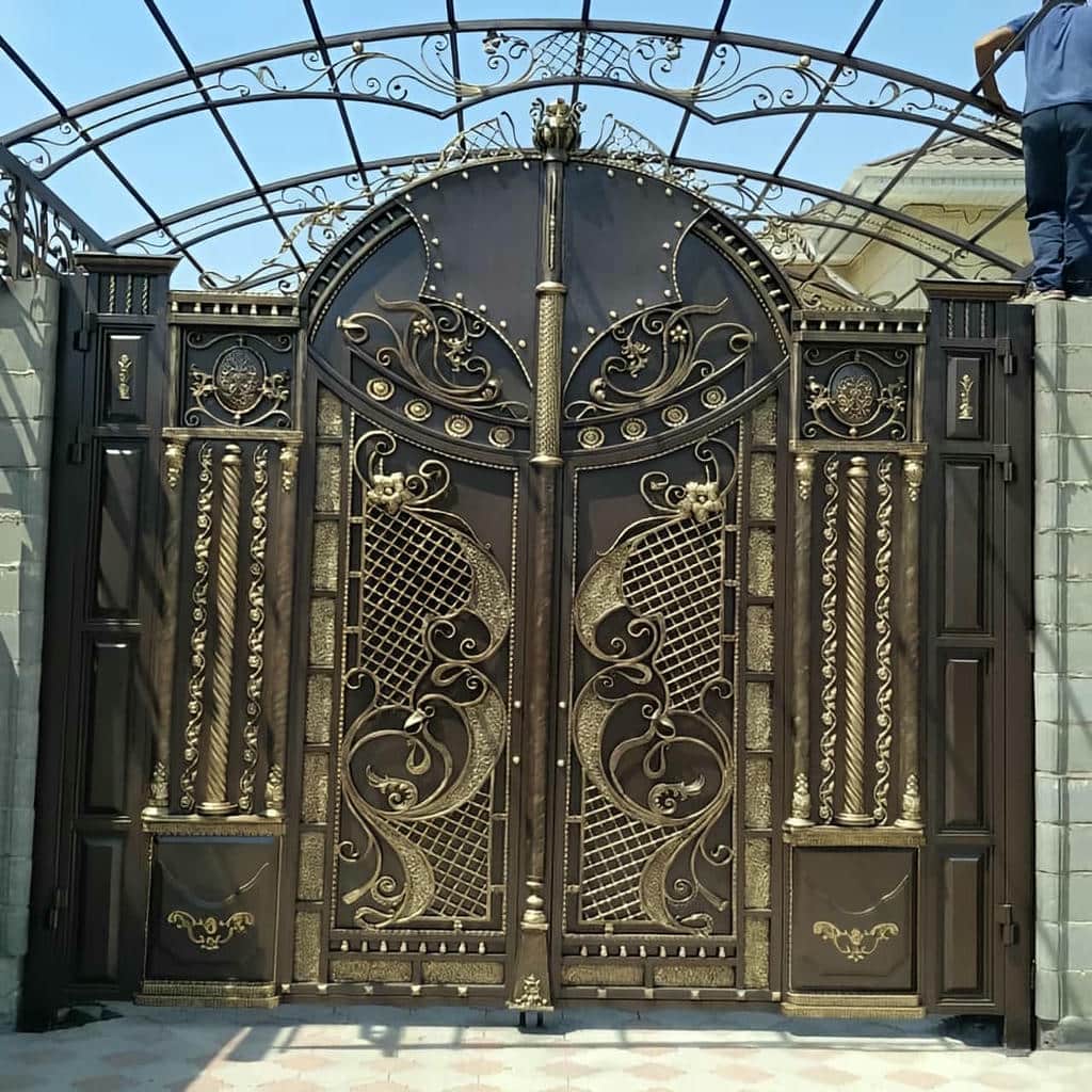 خرید درب حیاط لولایی ستون دار
