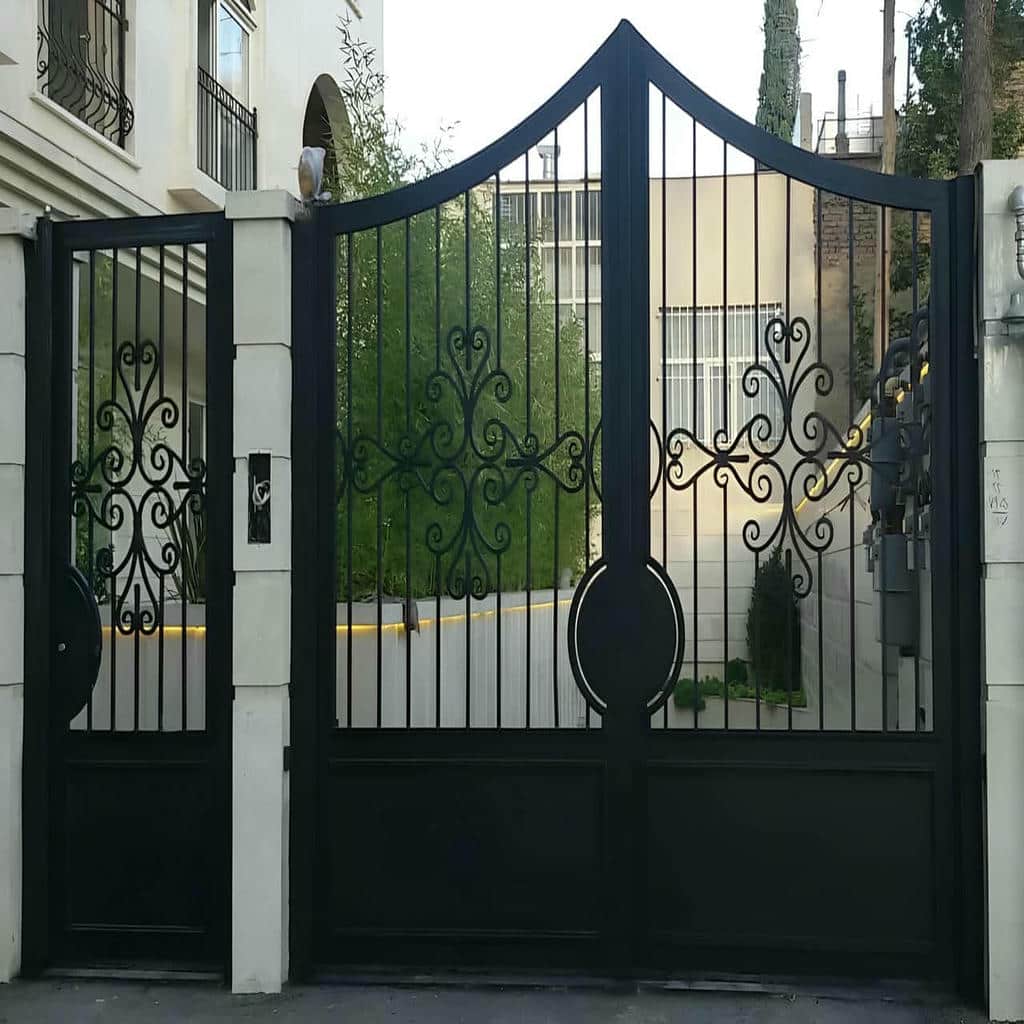 قیمت درب ویلایی فرفورژه نمای رومی طرح سفارشی