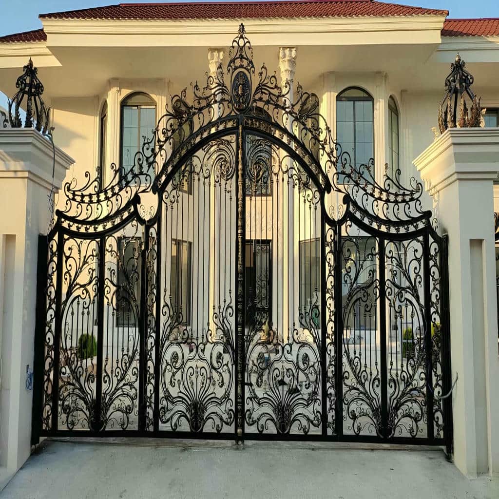 13 طرح درب حیاط کشویی ریل زمینی
