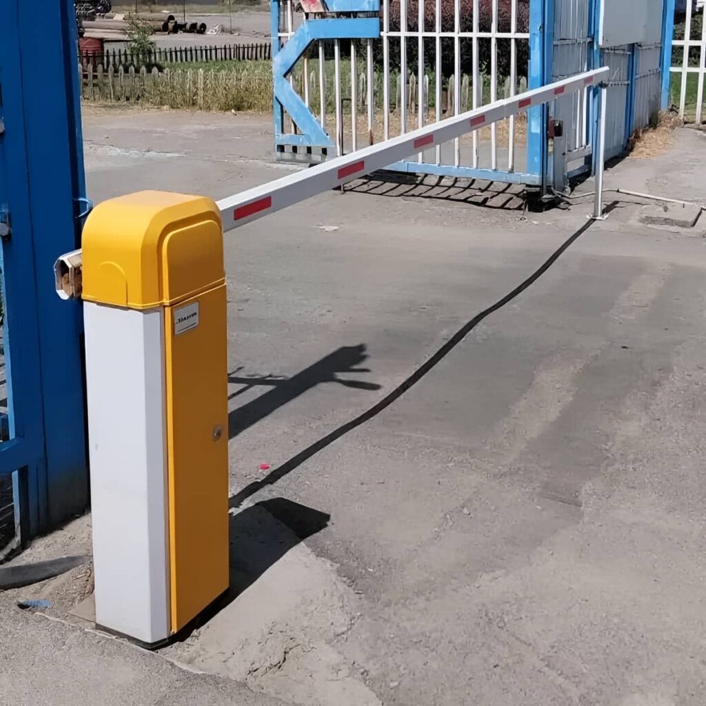 نصب راهبند تلسکوپی مسیر باریک برای رمپ تک لاین