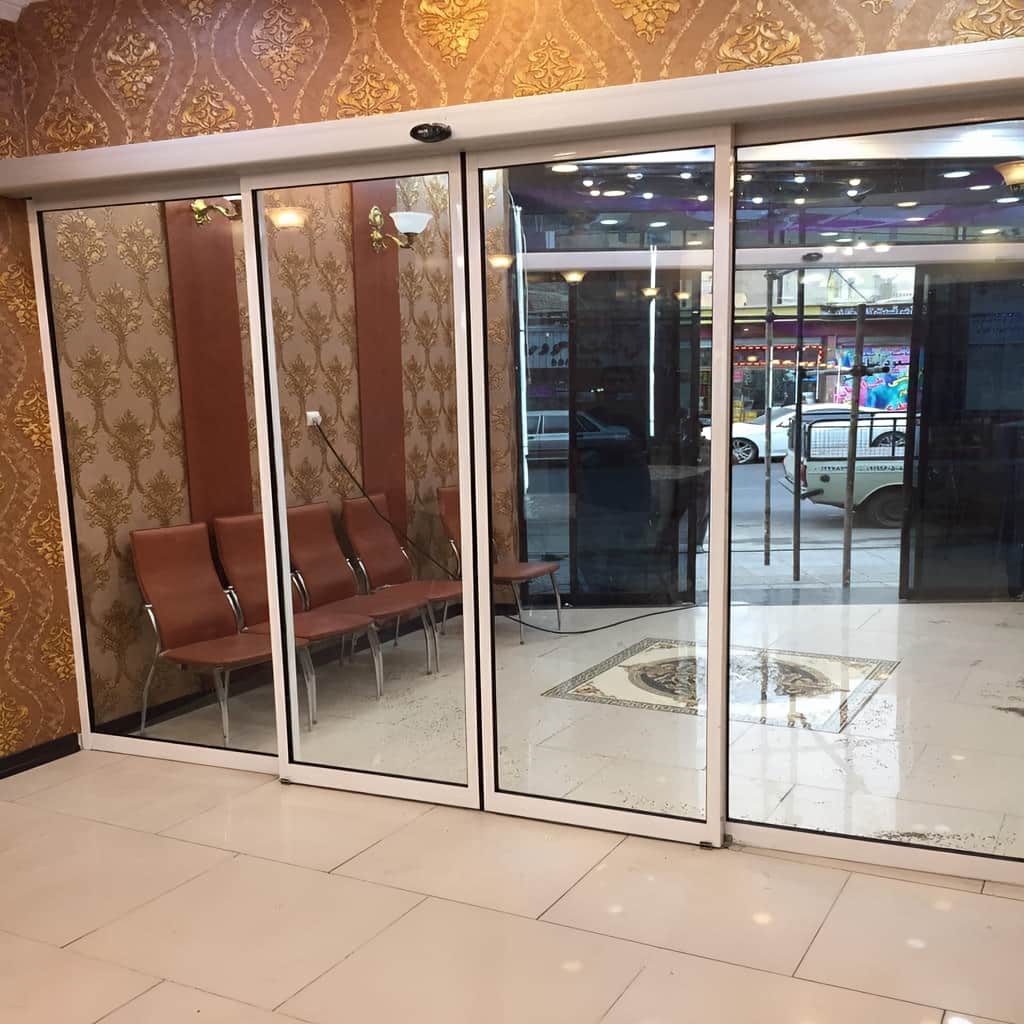 ساخت درب اتوماتیک شیشه ای کم صدا موتور آرام با شیشه سکوریت