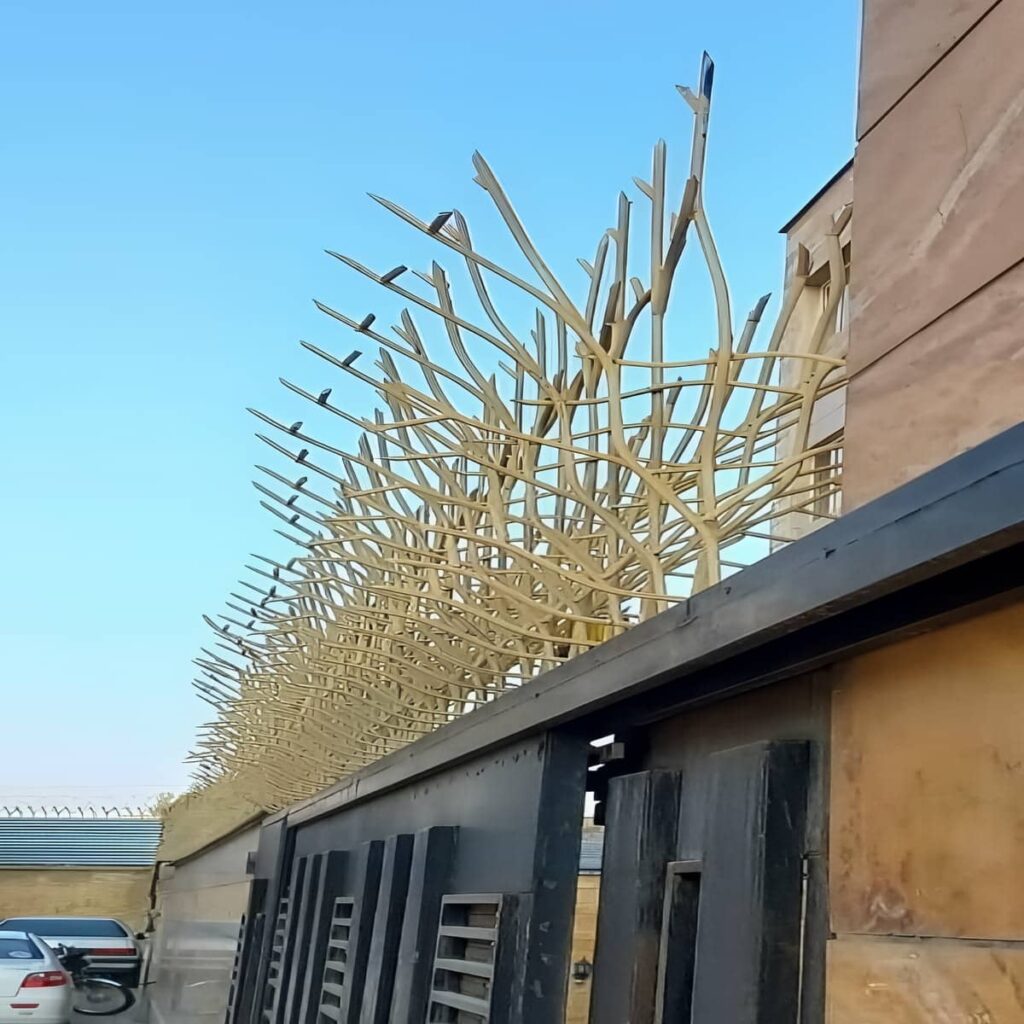 تولید حفاظ شاخ گوزنی پرتراکم امنیتی با جوشکاری منظم