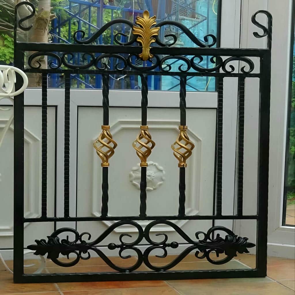 تولید حفاظ پنجره طرح دار لیزری مدل هندسی
