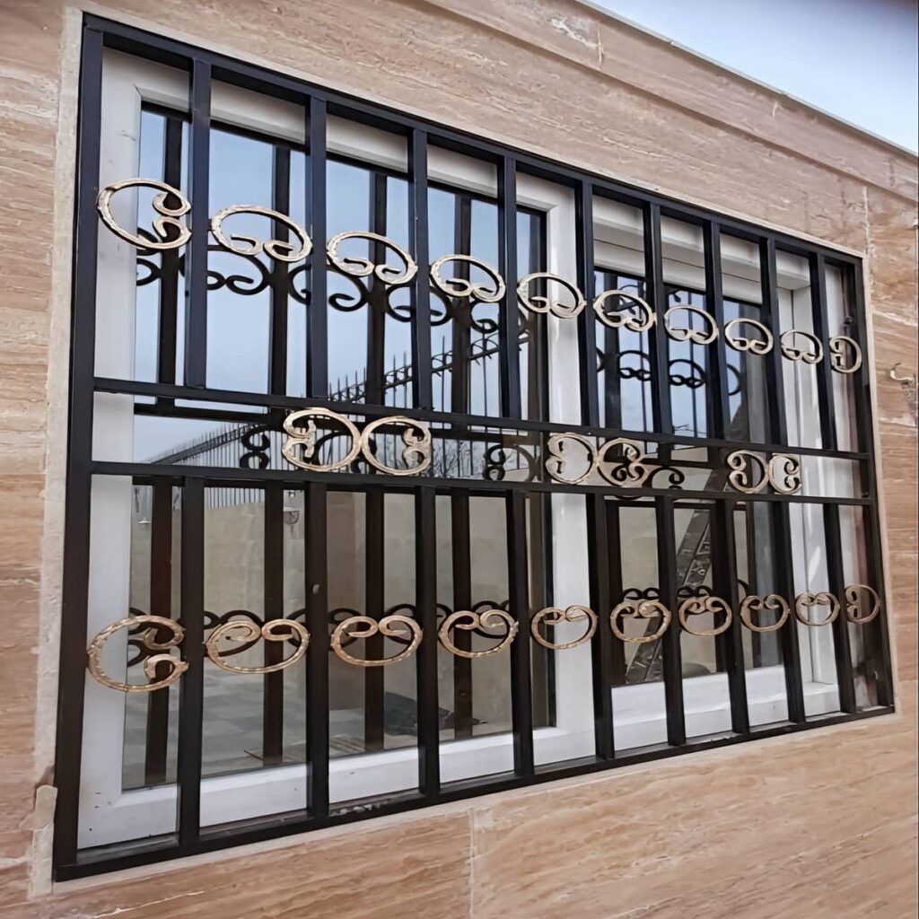فروش نرده پنجره فلزی شاسی دار با شبکه متعادل