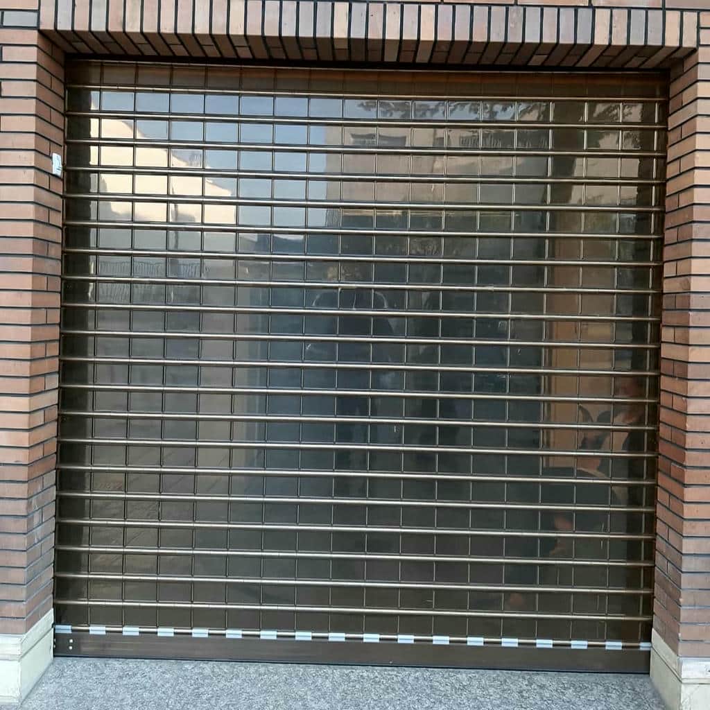 سفارش درب کرکره ای مغازه صنعتی برای دهانه عریض