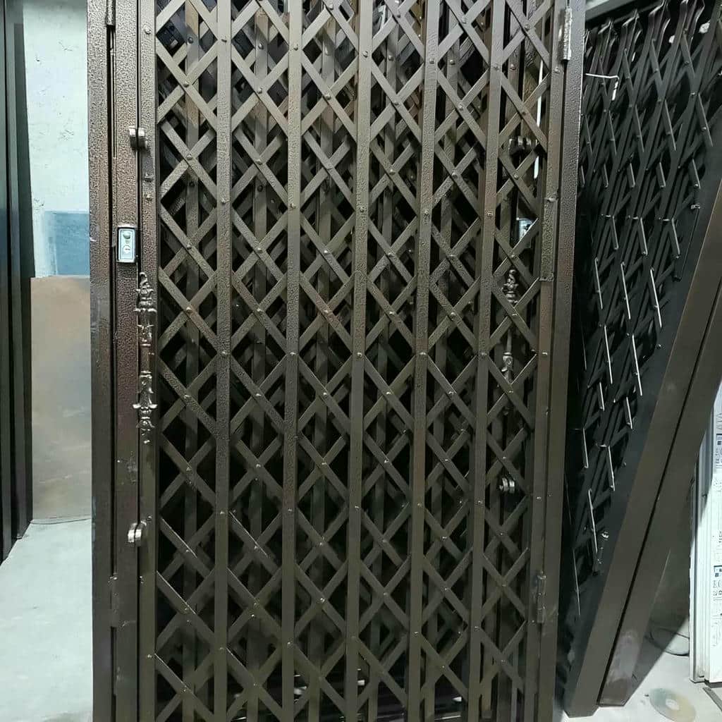 درب آکاردئونی آپارتمان فلزی کم عرض