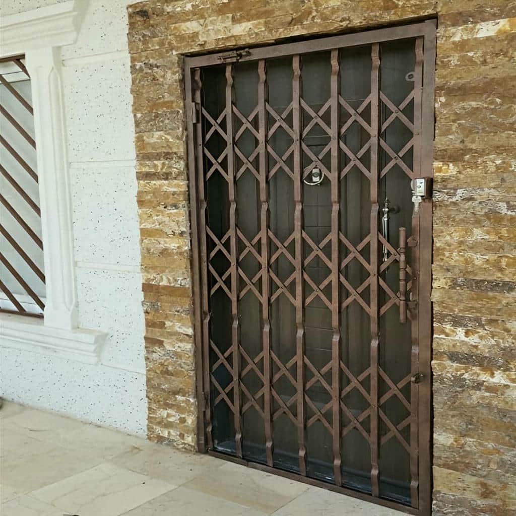 محافظ آکاردئونی با پرداخت سطحی مرتب