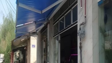 سایبان تاشو با پوشش مقاوم ورودی مجتمع