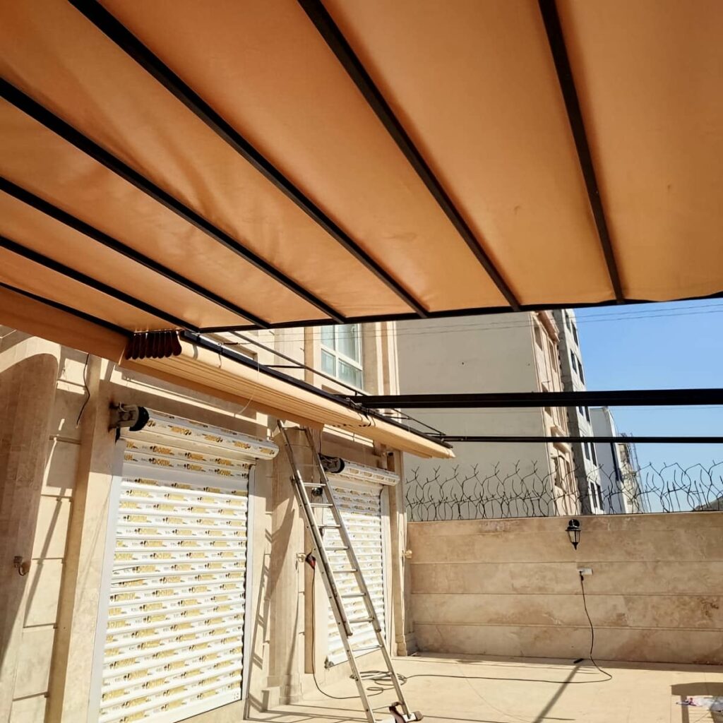سایبان برقی بازویی مدرن