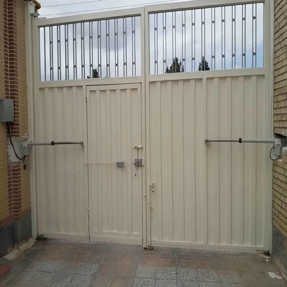 مرکز تخصصی عرضه اپراتور درب پارکینگ با دوام و طول عمر بالا