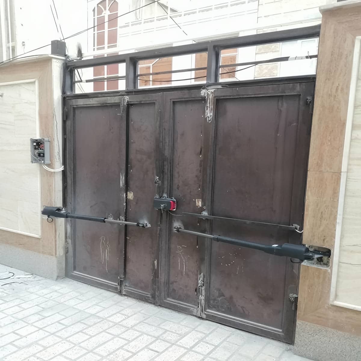 جک پارکینگ ایرانی بازویی